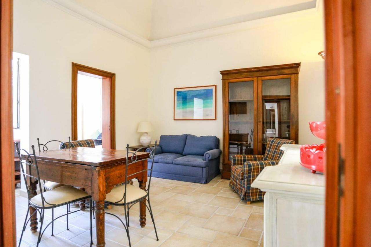 Palazzo Candido Suites & Apartments - Sit Apartment レッチェ エクステリア 写真